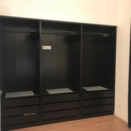 Lazare Maison De Maitre , Appartements De Standing Avec Parking Privatif A Seulement 7 Minutes A Pied Du Centre Historique De בזייה מראה חיצוני תמונה