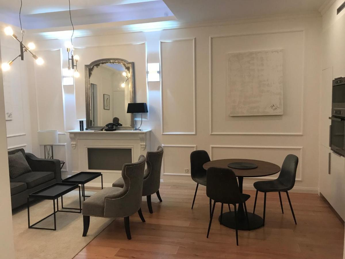 Lazare Maison De Maitre , Appartements De Standing Avec Parking Privatif A Seulement 7 Minutes A Pied Du Centre Historique De בזייה מראה חיצוני תמונה
